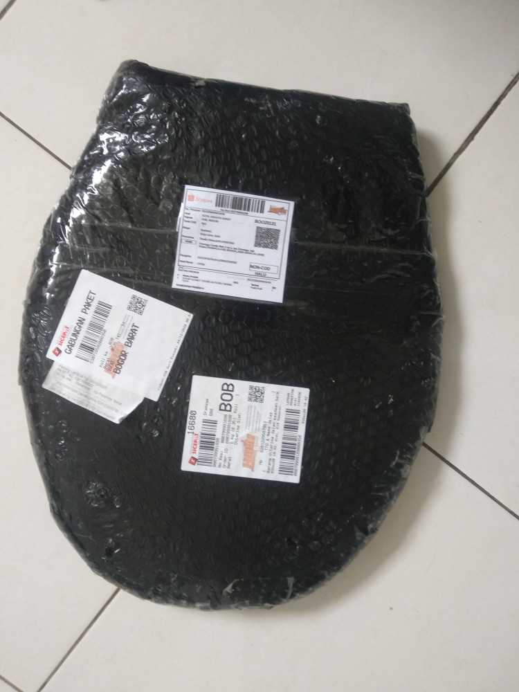 Tutup Closet Tcehplas Putih / Model Toto