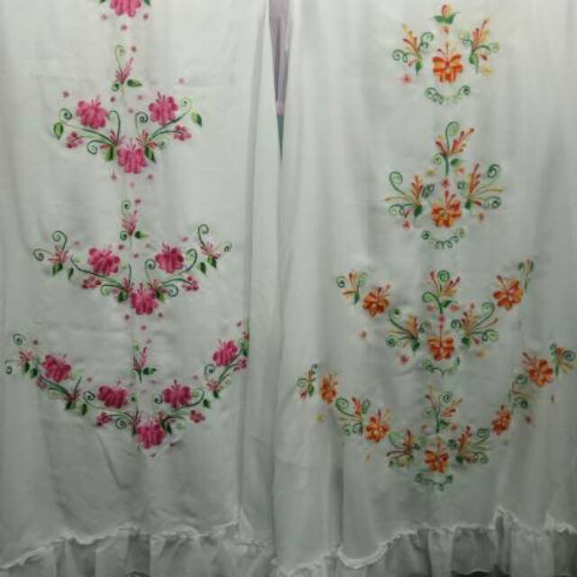 Mukena sulam strimin