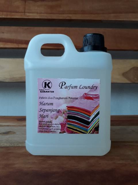 PARFUM LAUNDRY / PEWANGI PENGHARUM PAKAIAN AROMA GARDENIA 1LITER - ORIGINAL