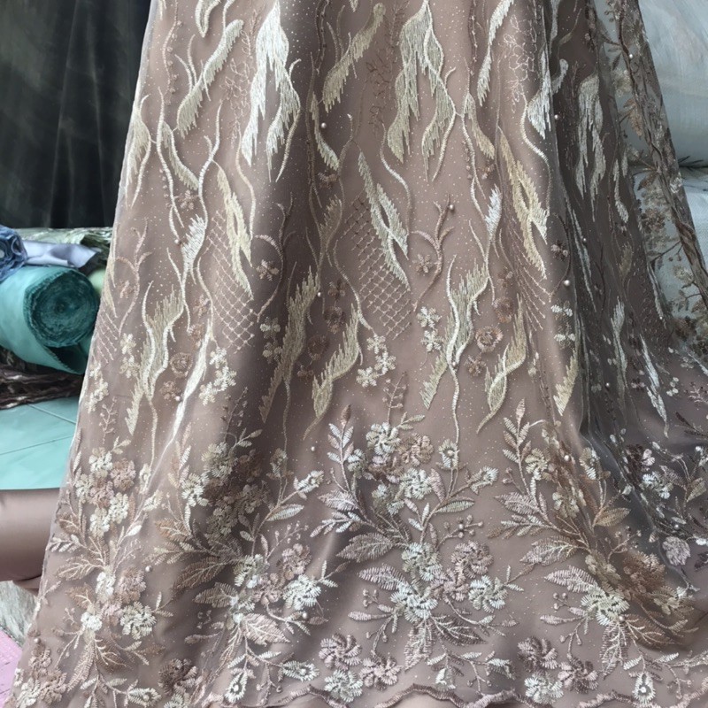 Kain tulle bordir mutiara bunga tepi/tumpal. Kain kebaya