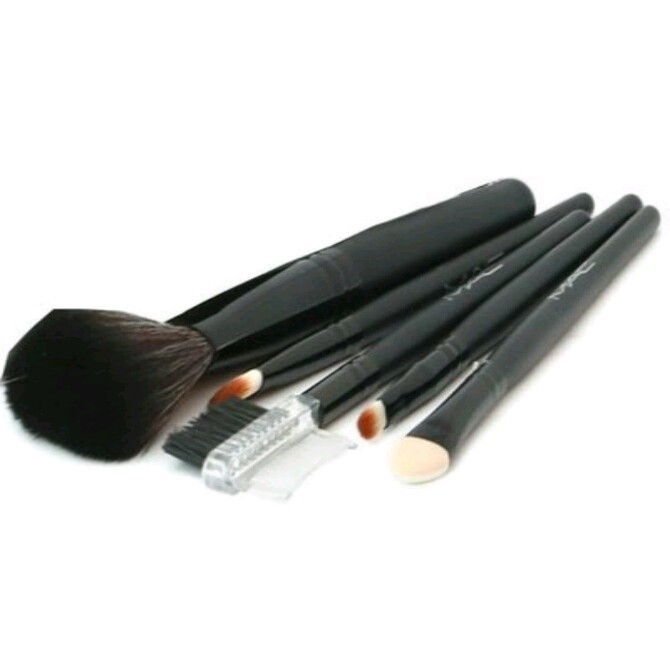 BRUSH MAKE UP SET 5IN1 M.A'C