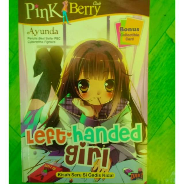 Buku Pink Berry Club Left Handed Girl