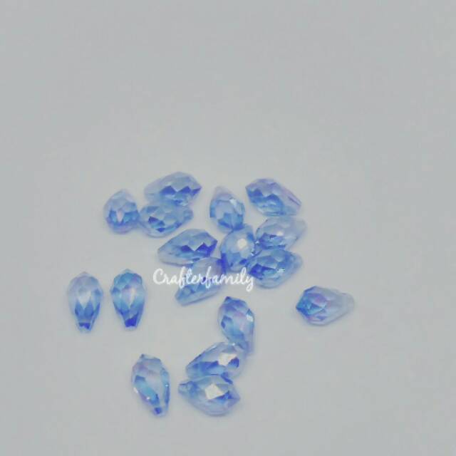 Crystal tetes, kristal tetes biru muda