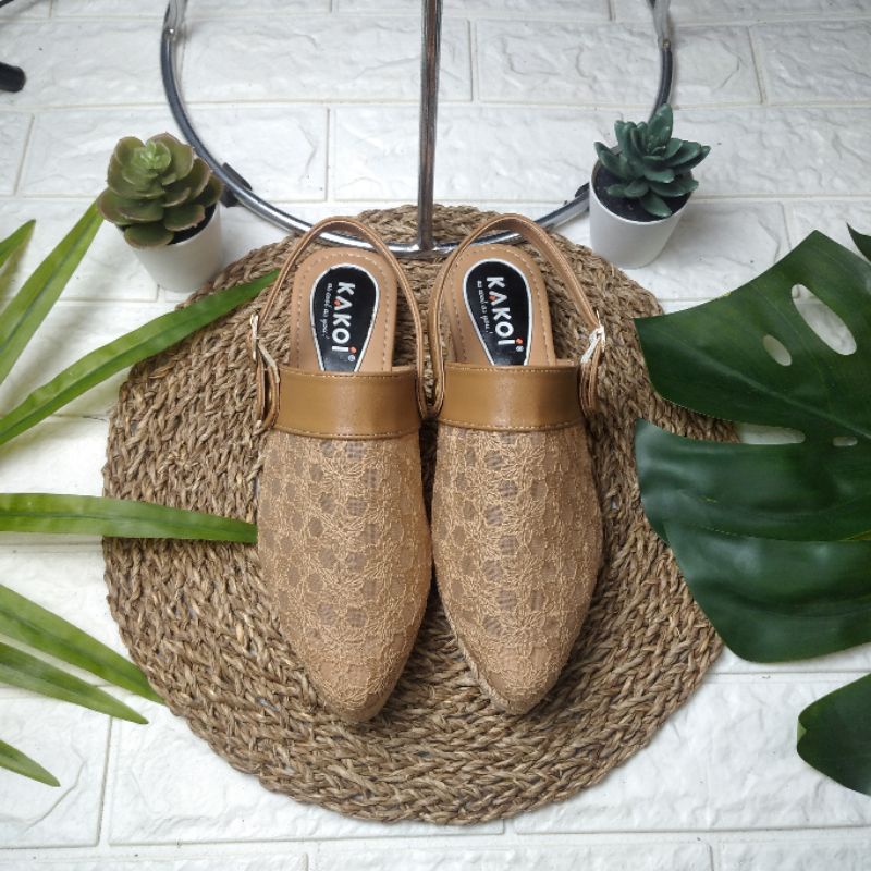 Kakoi Damma Sepatu Sandal wanita Haji dan Umroh Big Size Empuk Ringan Nyaman anti slip