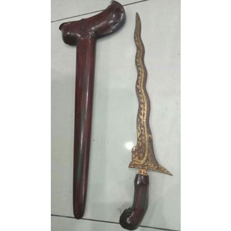 Keris Nogo Liong