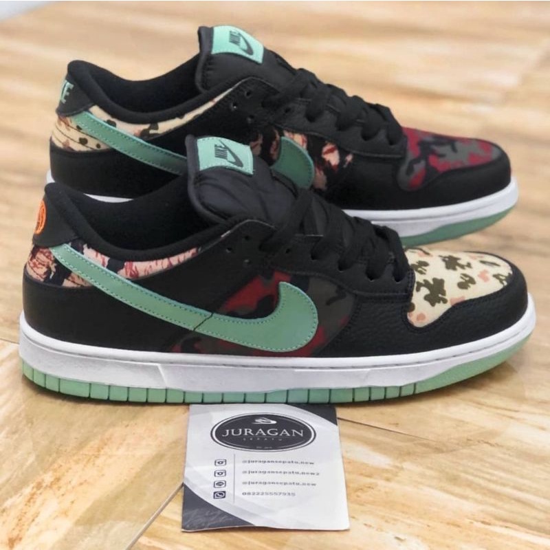 Nike Dunk Low &quot;Crazy Camo&quot;