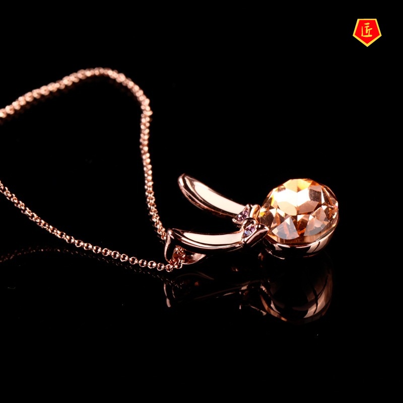 [Ready Stock]European and American Fashion 18K Rose Gold Necklace Female Personality Rabbit Pendant