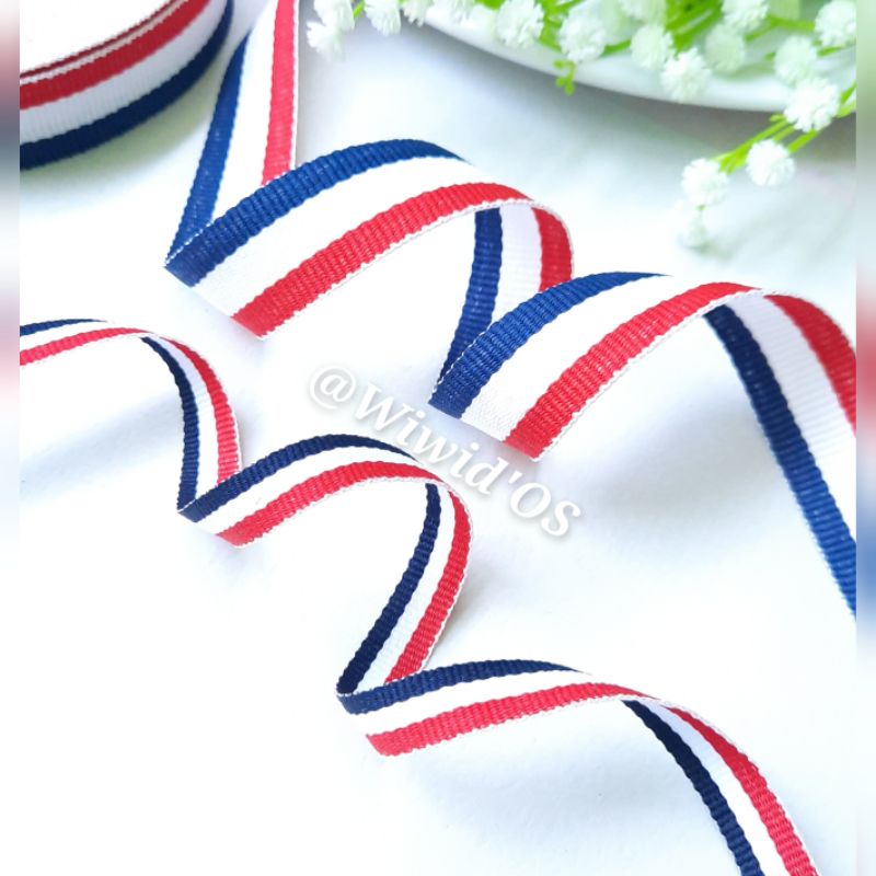 

(1 yards) PITA TRIMM 3 GARIS 2 CM