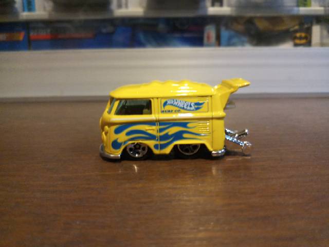 Hot Wheels Kool Kombi Yellow - Loose From Gift Pack