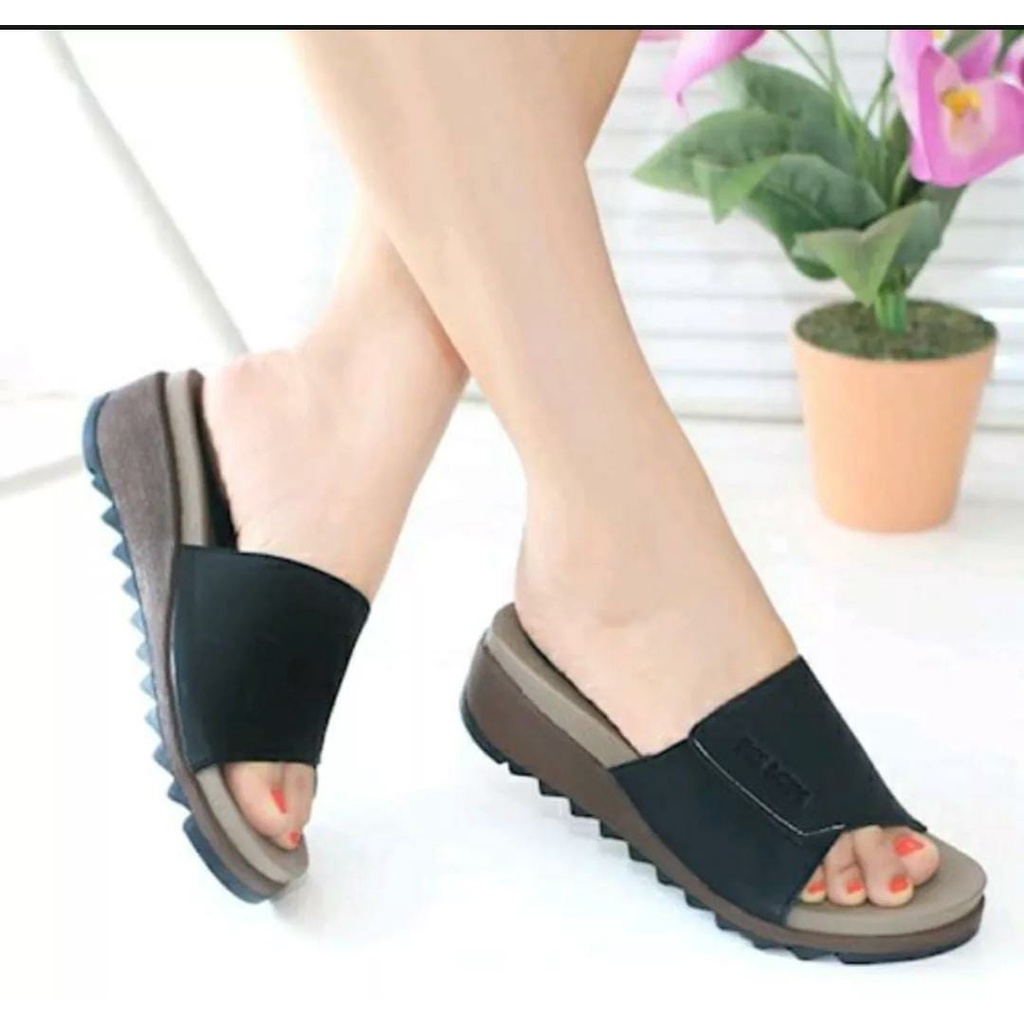 Sandal Wanita Widges Trendy Selop Kokop Kasual Terbaru Sandal Wanita terbaru Import 2022