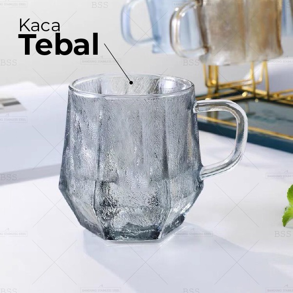 gelas cangkir Kaca aesthetic tekstur motif kayu kopi teh jus air minum coctail cantik