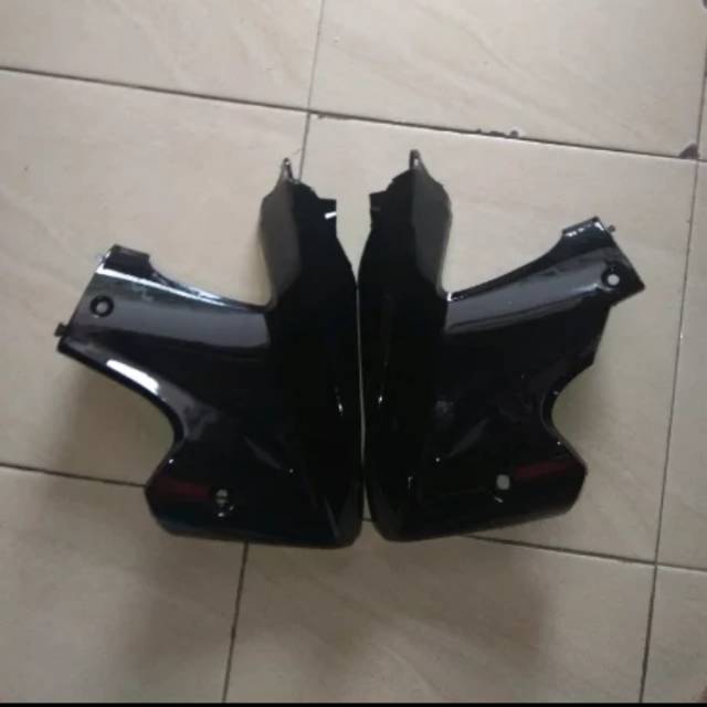 cover sayap body bodi bawah honda revo absolute absolut