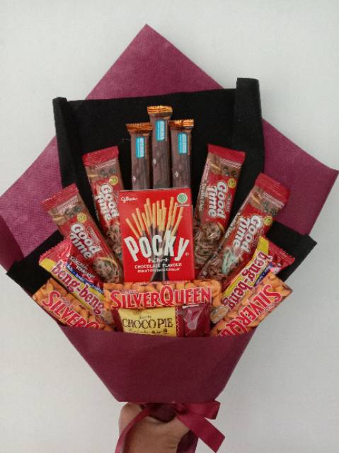 

Buket Snack bucket wisuda Pocky Silverqueen