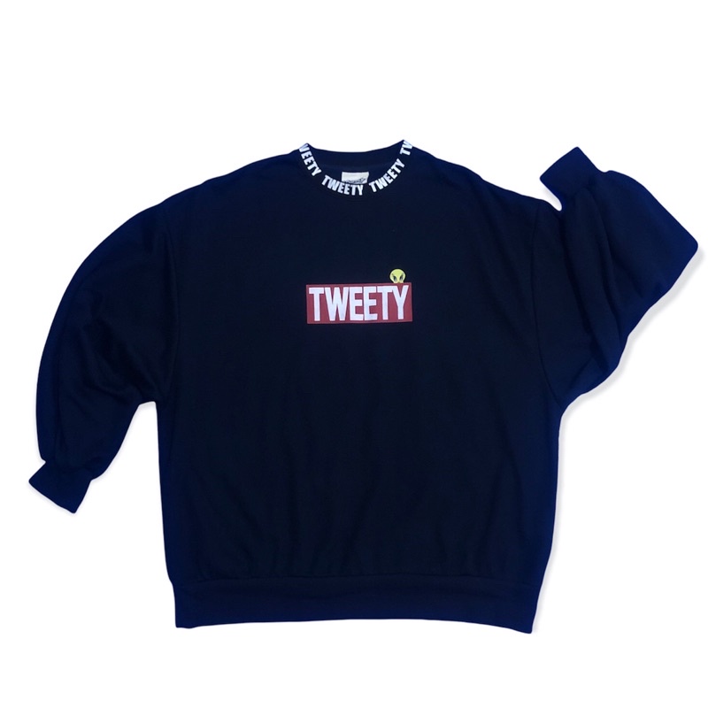 Crewneck Tweety warna navy, baju second dan murah
