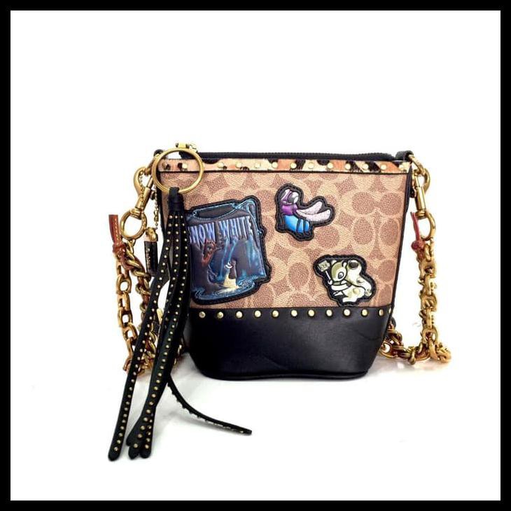

Coach X Disney Duffle In Signature Patchwork / Id Produk: Tss942