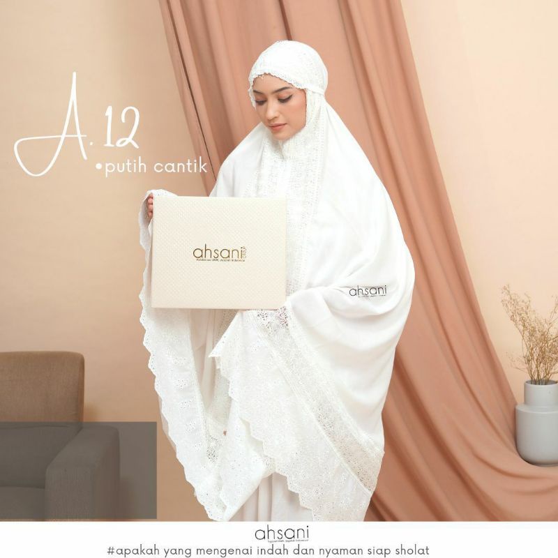 Mukena Eklusif Putih Ahsani Katun Rayon Ori Adem Nyaman Umroh Lamaran Potongan Terusan Renda Mewah L