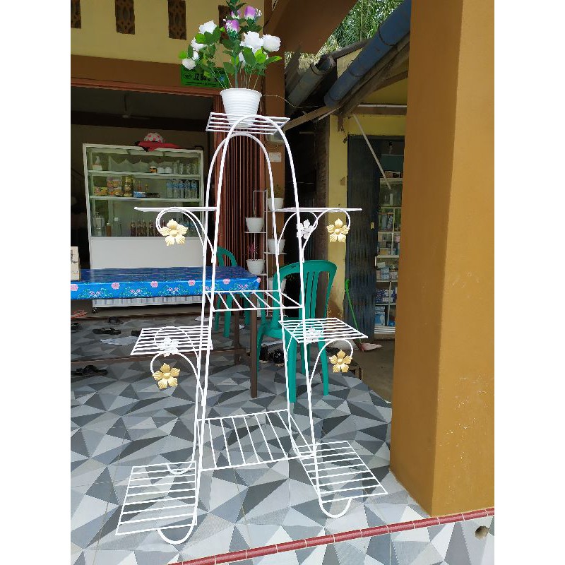 Rak bunga minimalis 9 pot