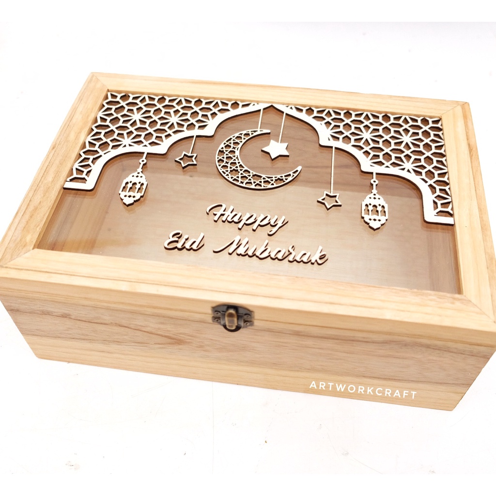 

Box kayu lebaran / Box Hampers / Kotak Kayu Lebaran engsel ORNAMEN KUBAH HAPPY EID MUBARAK 30 x 40 x10 cm