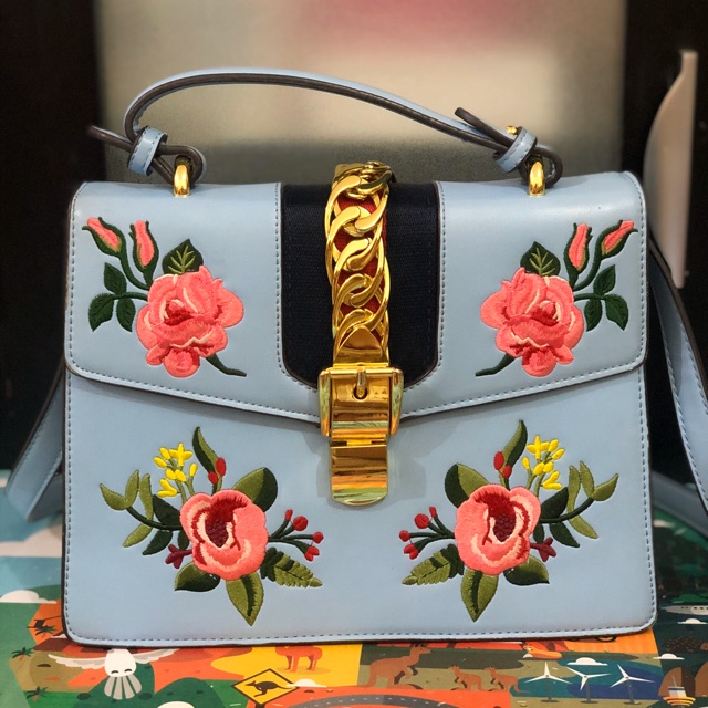 blue flower bag