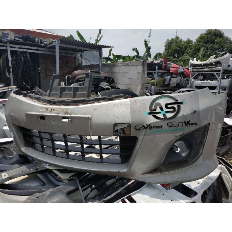 bumper livina hws 2012