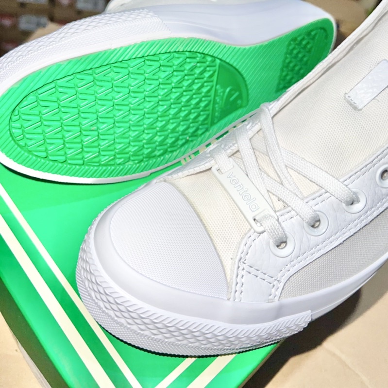 ventela evergreen high white