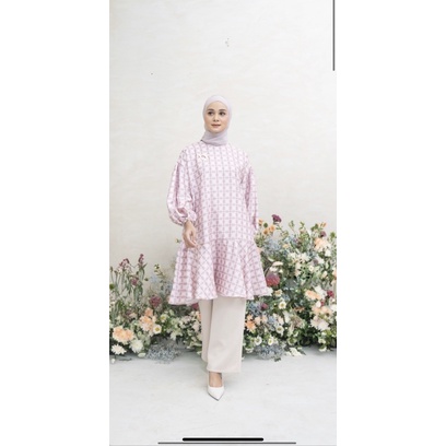 Cecillia Tunik Candy XS-S Wearing Klamby