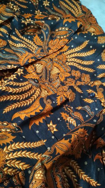 Kemeja Batik Pria Lengan Panjang Motif Ayam Kate