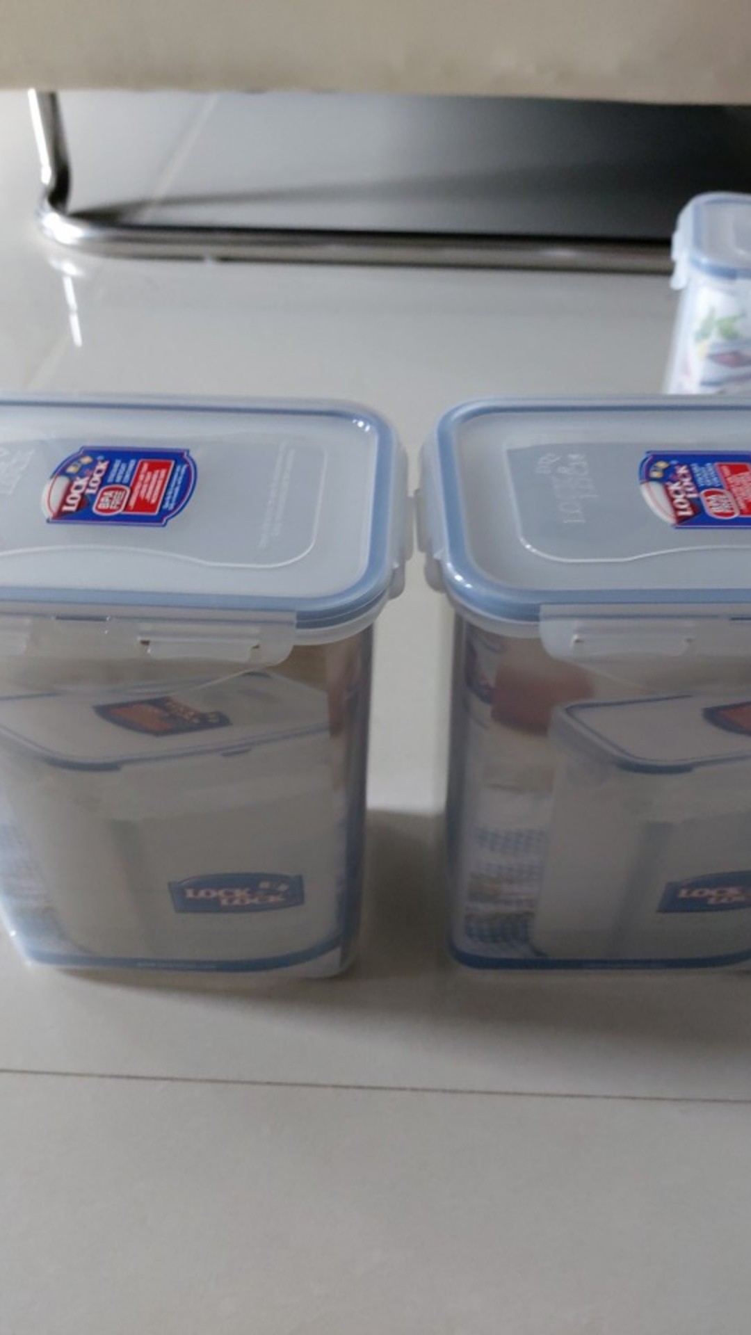 Lock&lock Rectangular 1.8 Liter -- Hpl813 --