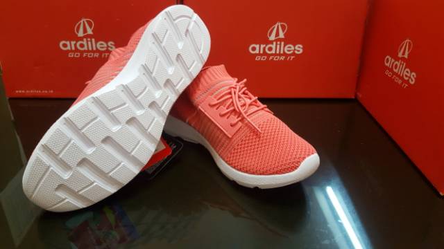 Sepatu Running Ardilles Pecora Pink