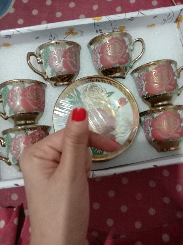Cangkir Teh Set / Tea Cup Set