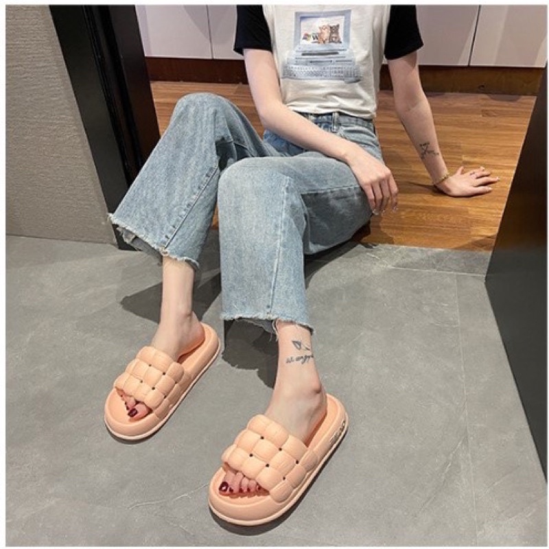 SANDAL JELLY WANITA SLOP IMPORT SANTAI KOREAN EMPUK KOTAK KERUT TEBAL 2219