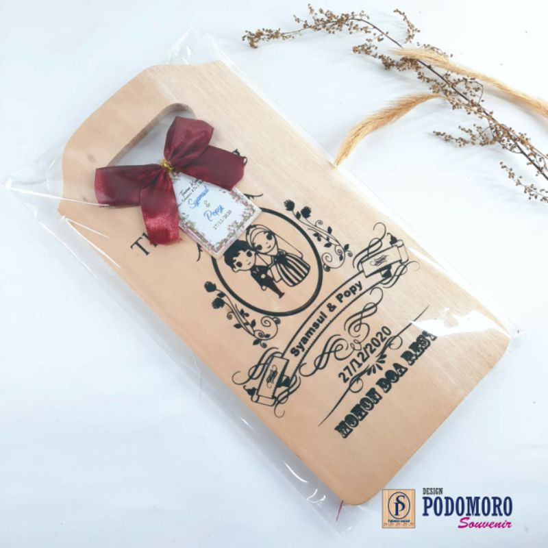 souvenir pernikahan telenan kayu