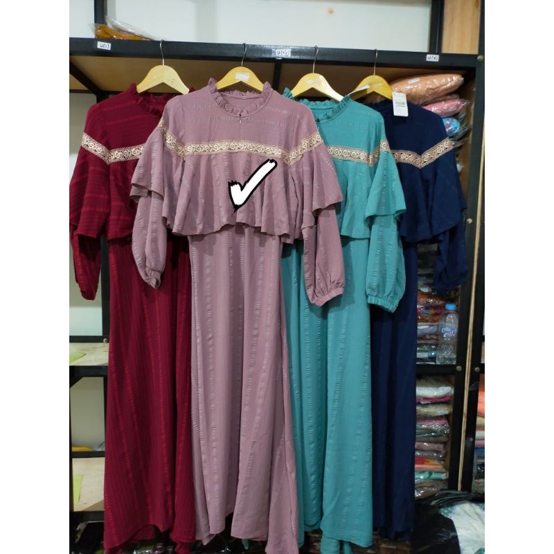 Dress Meijiwang Sabrina-Dress Rempel Meijiwang-Dress Bergetar Uptofemale