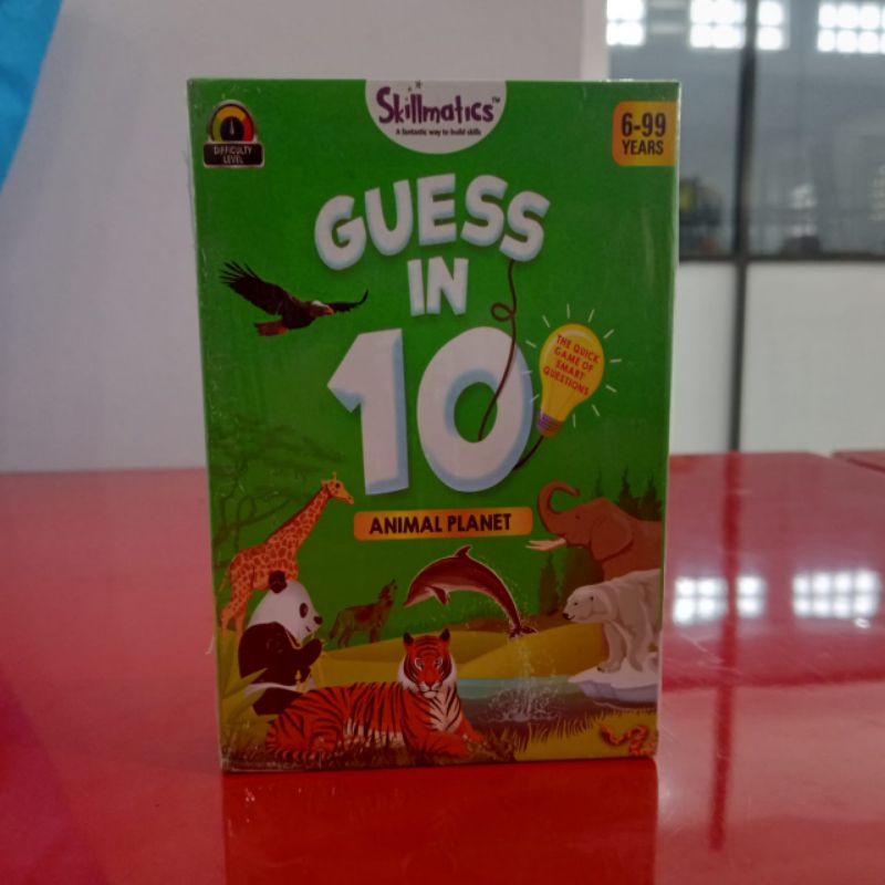 guess in 10 board game