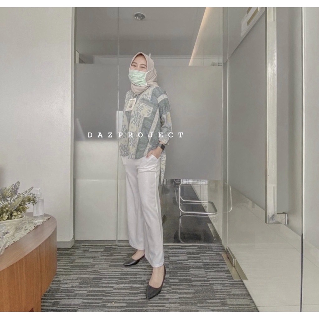 Anindya Shirt Kemeja Oversized Motif wanita tangan 3/4 kemeja kerja wanita LD 135 Kemeja Oversized by DAZPROJECT