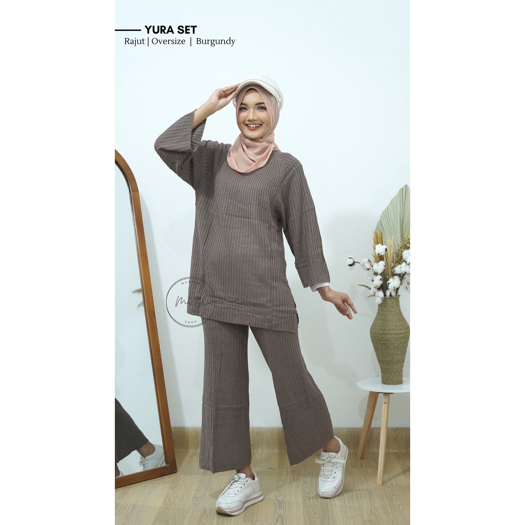 Yura One Set Batwing + Kulot Knit Pants Rajut Setelan 2 in 1 Wanita Muslim Polos Kekinian Bahan Rajut 7 Get Tebal Premium Oversize Set Rajut Wanita Satu Set Korean Style