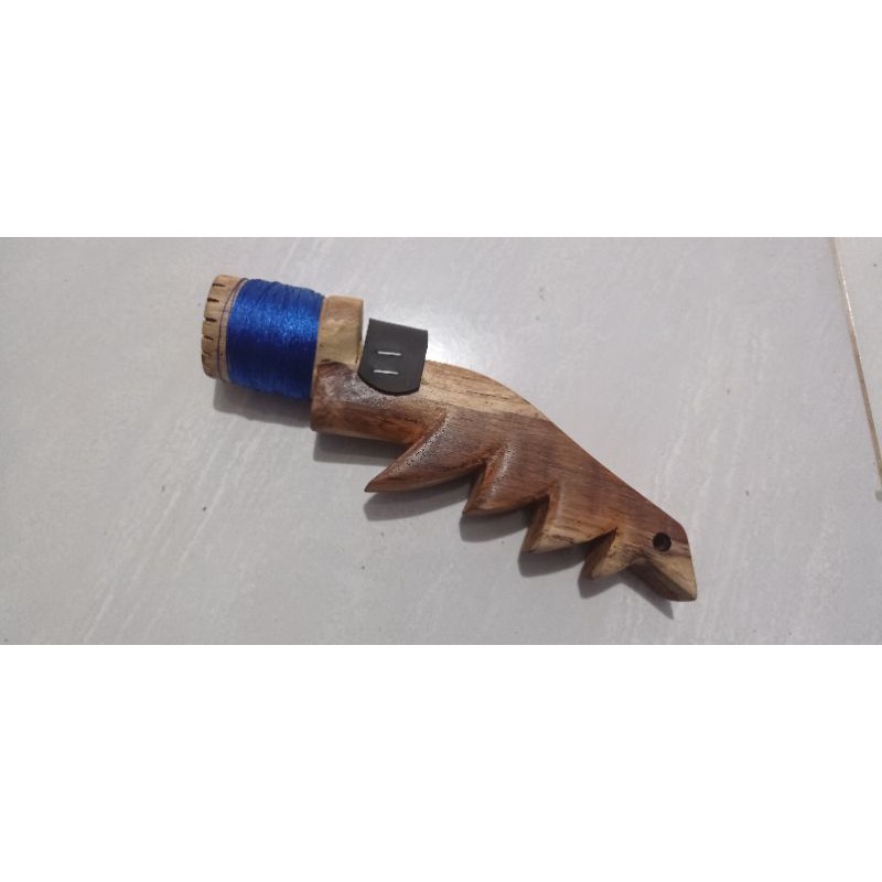 gulungan ketapel ikan pas ditangan