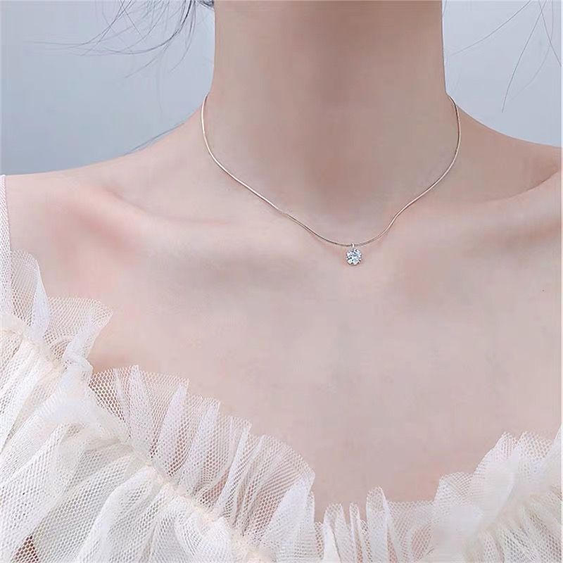 Fashion Kalung Rantai clavicle Titanium Steel Warna Rose Gold Hias Berlian Imitasi Elegan