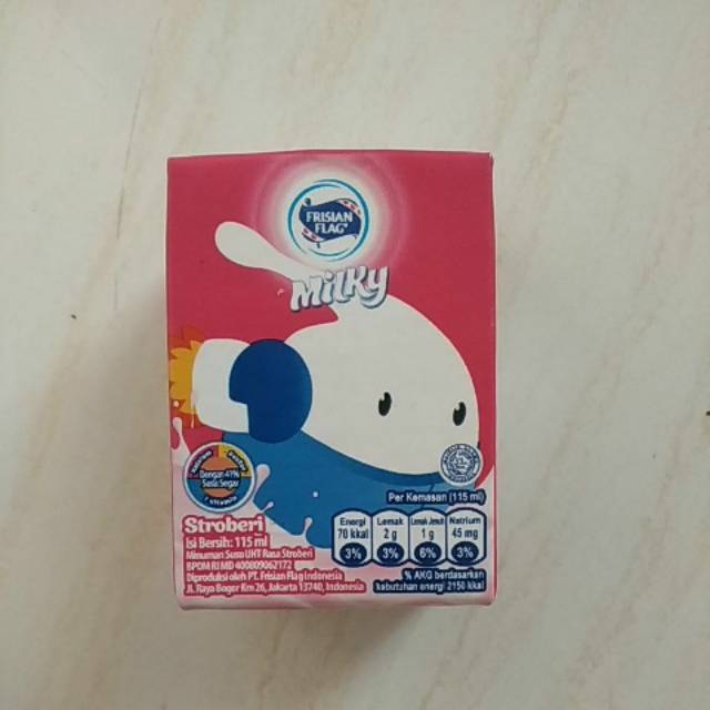 

Frisian flag milky strawberry susu uht 115ml 1pcs