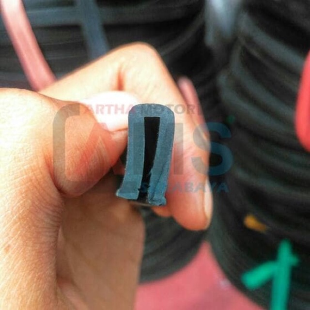 Karet U Jepit Kaca Mobil / Karet Jepit U Holder Kaca