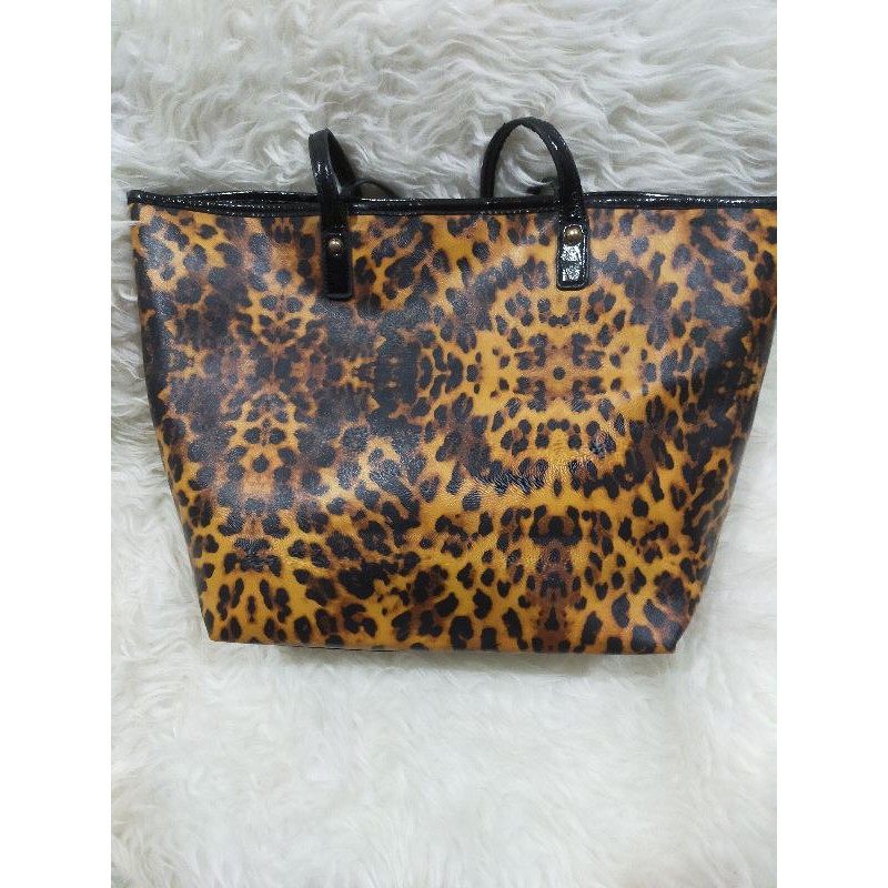 Tas Tote motif leopard preloved