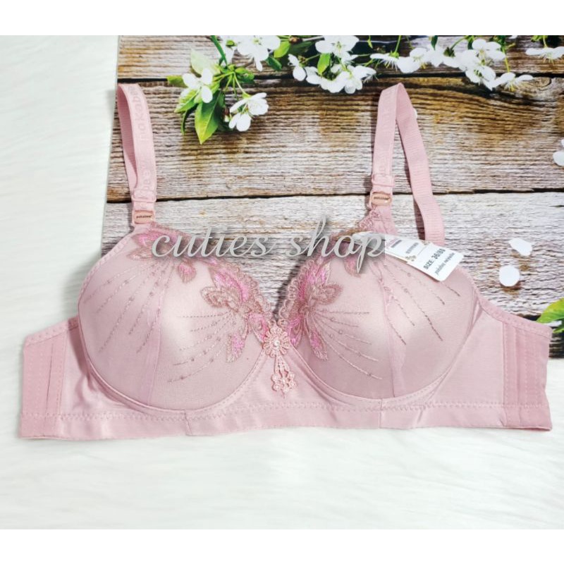 Bra import- brukat ,non kawat- busa tipis- sz 36-44