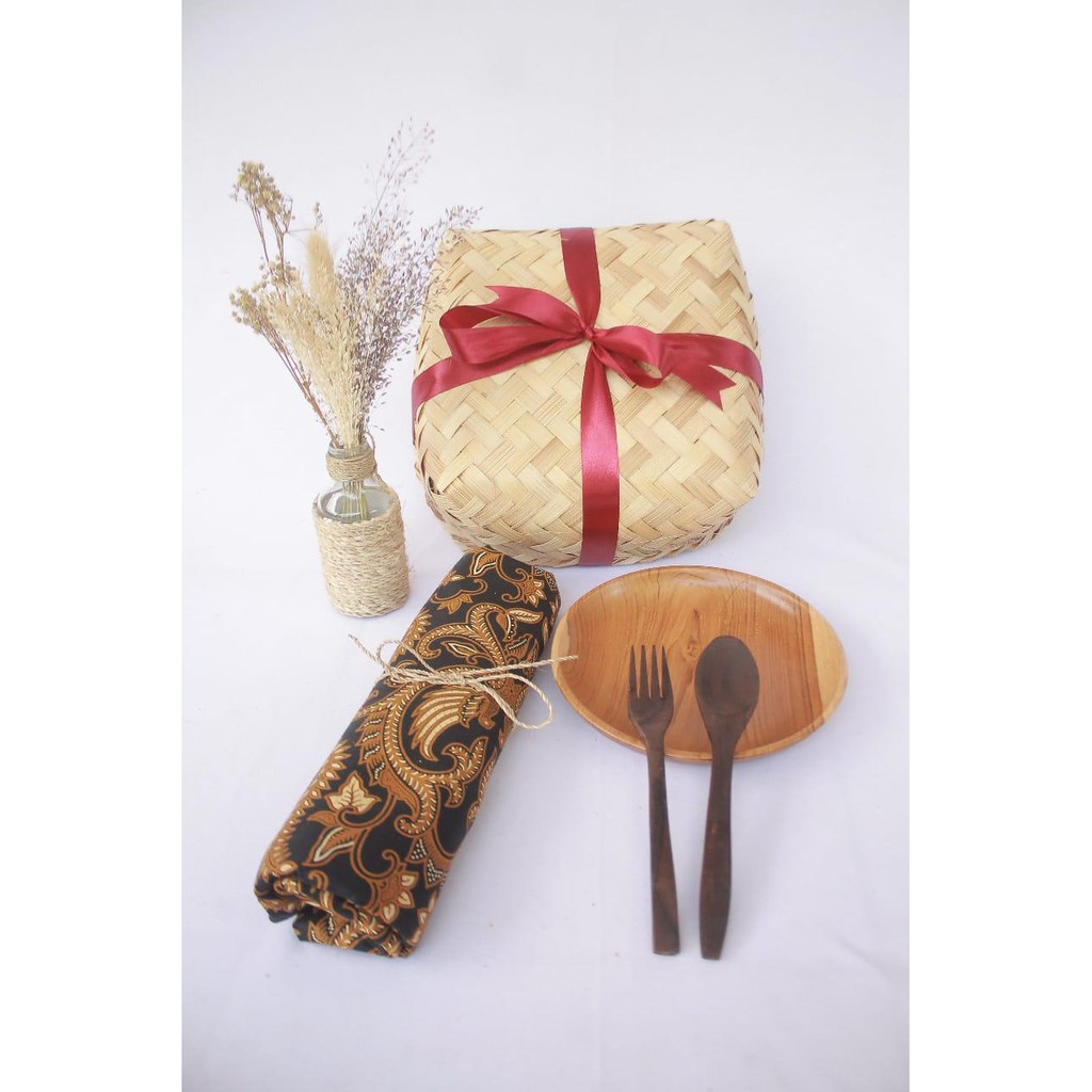 

Hampers Seroja