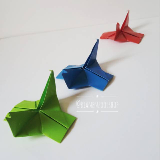 

Kertas Origami Kamera DSLR