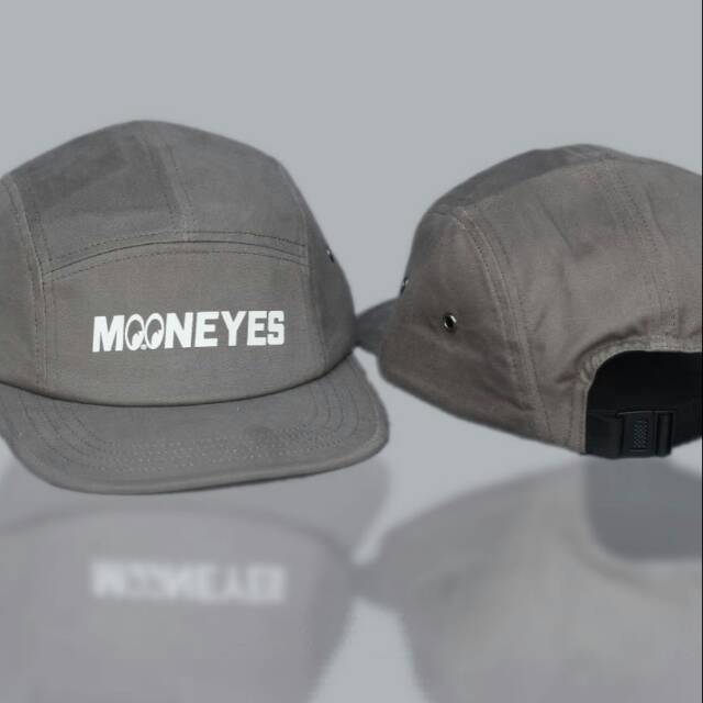 Topi 5 panel mooneyes text