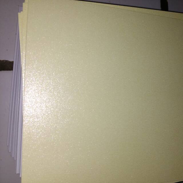 

Kertas Sertifikat / Piagam / Jasmine / A4