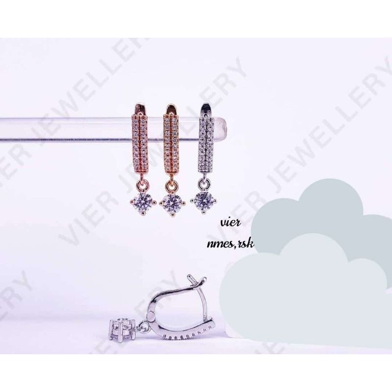 Anting berlian/replika,vier setara dgn titanium,mata micro diamond yg dpake ditoko mas,awet,thn lama