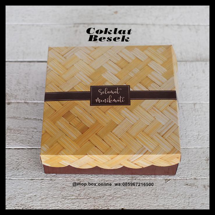 

50Lembar Dus Nasi/ kotak nasi/ box kue /kotak snack R10K Coklat Besek Kotak Nasi 20X20