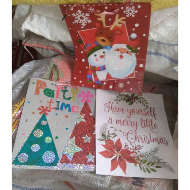 

Grosir Paper bag Natal - Tas Tenteng Natal