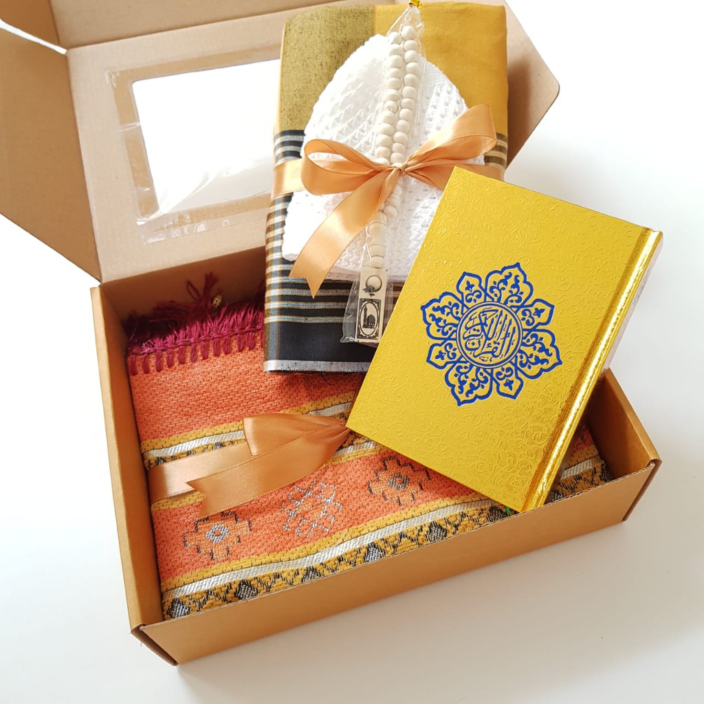 [5IN1] HAMPERS KADO COWOK PARCEL/HAMPERS 5 IN 1 ALQURAN SAJADAH SARUNG BROS TASBIH PECI KADO SOUVENIR HADIAH LEBARAN